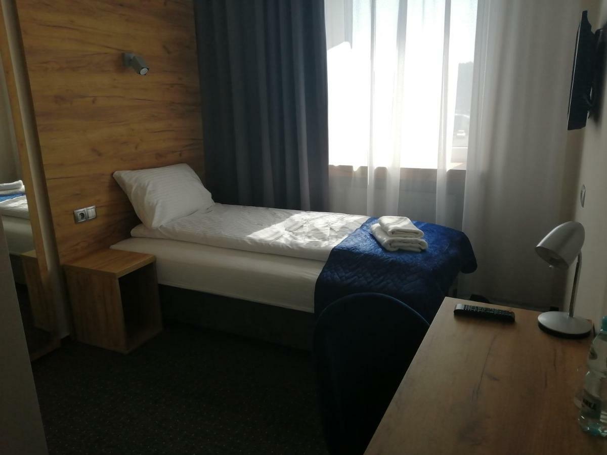 S7 2* Kielce