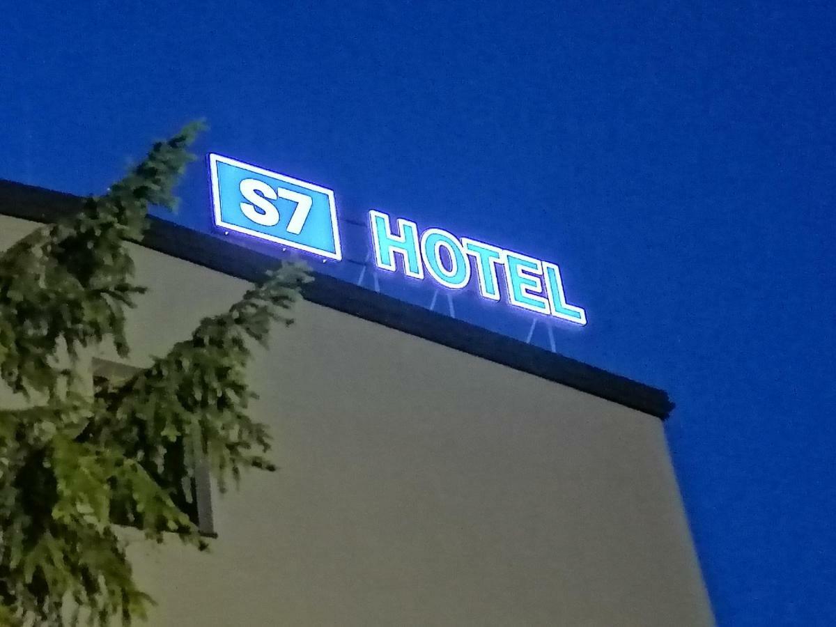 S7 2* Kielce
