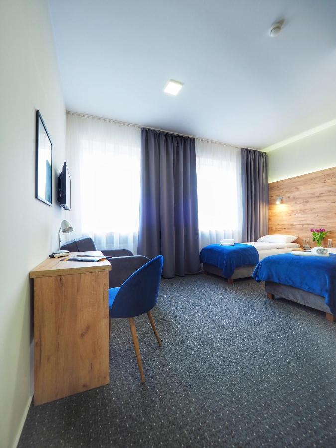 Hotel S7